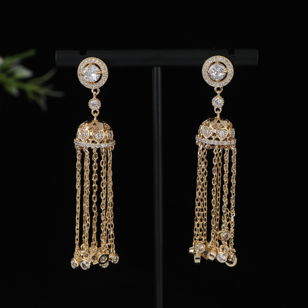 여성을위한 긴 기하학 라운드 긴 술 귀걸이 웨딩 큐빅  - Women Accessories Dubai 리뷰 및 가격